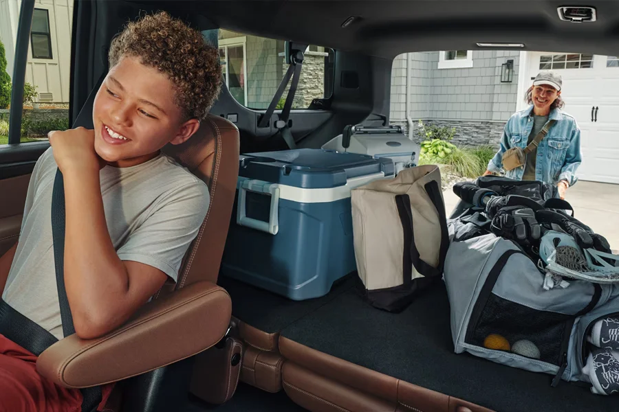 Find Your 2026 Chevrolet Suburban at Diamond Chevrolet in Auburn, MA