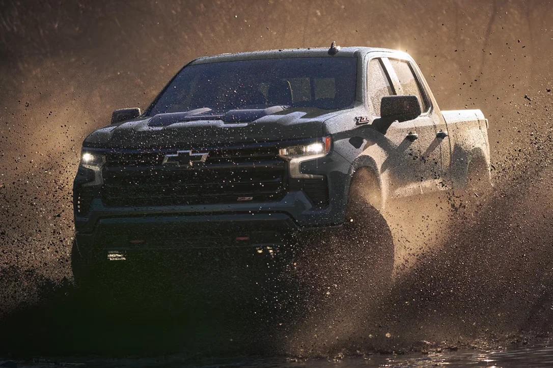 Comparing Your Options the Right Way at Diamond Chevrolet GMC in Auburn, MA