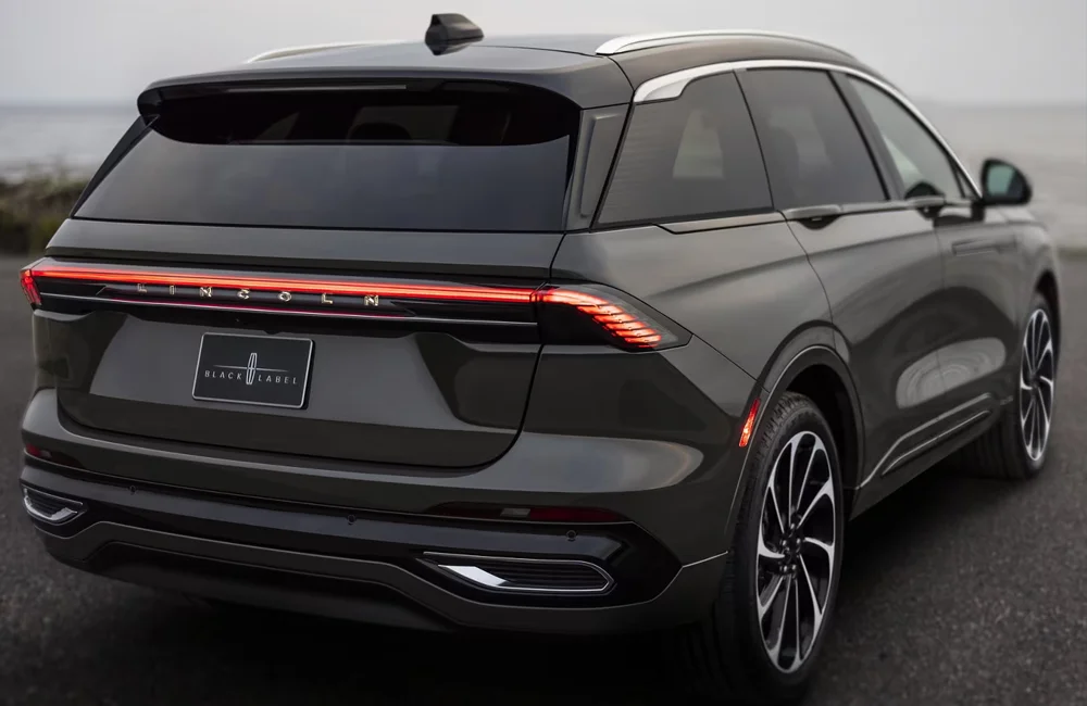 Lincoln Vehicle