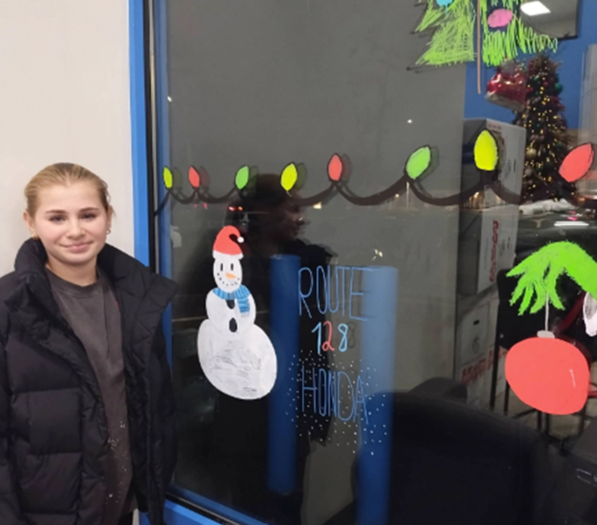 Rt 128 Honda Deck the Windows Event